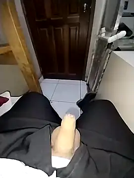 Whiper2024 online show from February 2026 07:12:02 PM