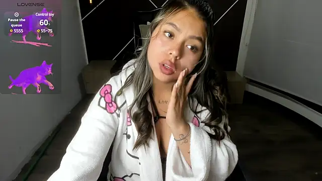 AntonellaRosee  online show from March 2025 05:50:02 PM