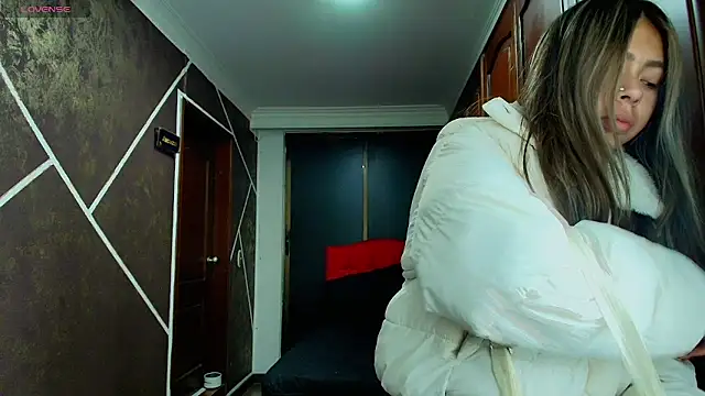 AntonellaRosee  online show from March 2025 11:51:02 AM