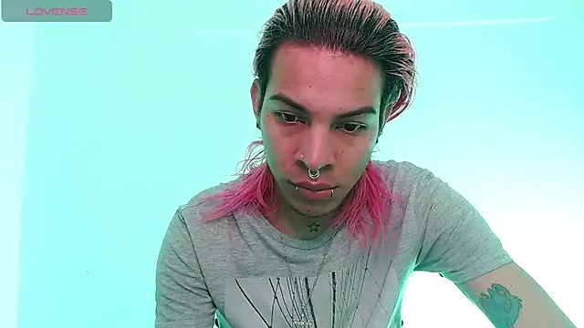 Snapshot of Jace_Quinn chatting on December 2024 06:28:01 PM Jace Quinn online show from December 2024 06:28:01 PM