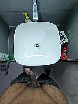 rahulGJ03 online show from December 2025 09:54:01 PM