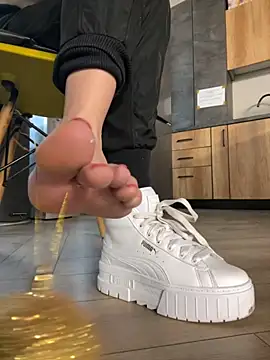 FeetVibe online show from November 2025 07:40:01 AM