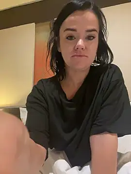 English-Chloe96 online show from November 2025 05:41:02 AM