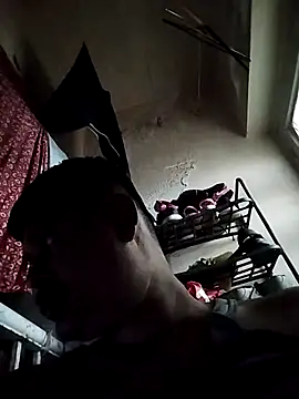 Vinay-kumar89 online show from October 2025 04:02:02 PM