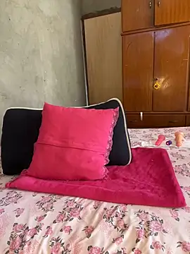 RuivaRaposinha online show from January 2025 08:22:01 PM