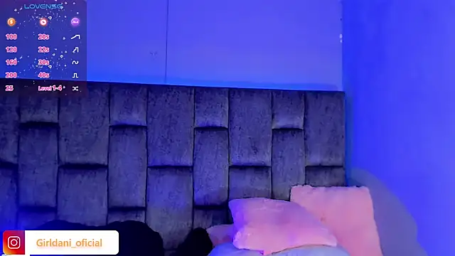 Liittle foxxxy online show from February 2025 10:33:02 AM