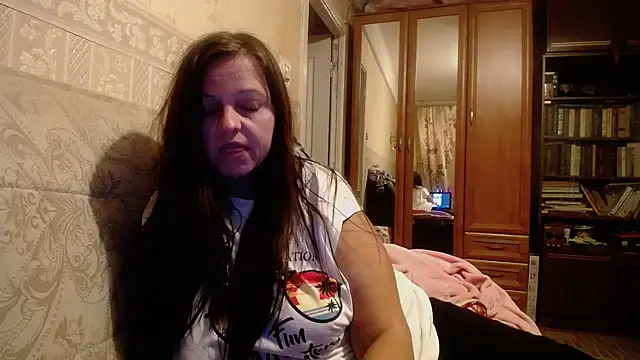 Snapshot of CatMelissa chatting on October 2025 09:43:02 PM CatMelissa online show from October 2025 09:43:02 PM
