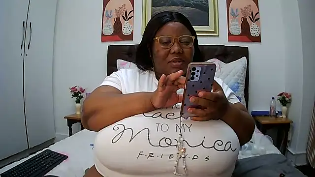 Snapshot of DAIRYBELLELIZxx chatting on July 2026 10:05:01 PM DAIRYBELLELIZxx online show from July 2026 10:05:01 PM