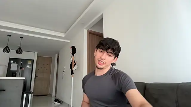 Snapshot of zenn_rush1 chatting on November 2025 02:17:01 PM zenn rush1 online show from November 2025 02:17:01 PM