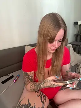 Snapshot of AnnaLenaaa chatting on July 2026 09:00:01 AM AnnaLenaaa online show from July 2026 09:00:01 AM