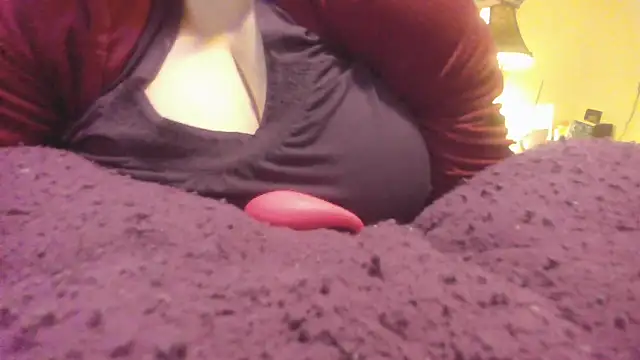 Snapshot of Alli_Kat chatting on February 2025 12:50:02 PM Alli Kat online show from February 2025 12:50:02 PM