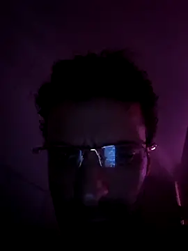 Snapshot of Pedro153310 chatting on October 2025 01:58:02 AM Pedro153310 online show from October 2025 01:58:02 AM