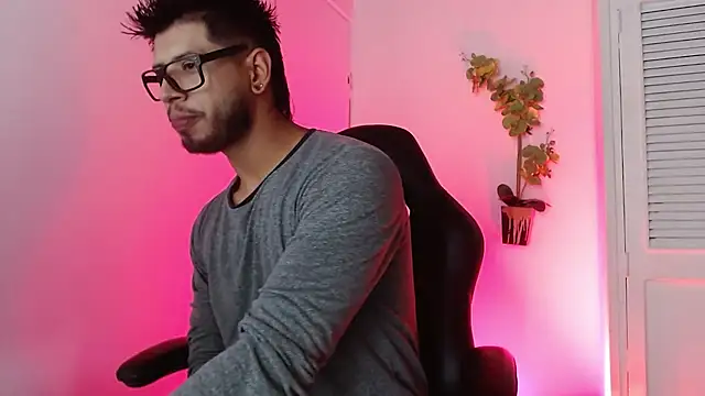 Colby brown03 online show from October 2025 06:59:01 PM