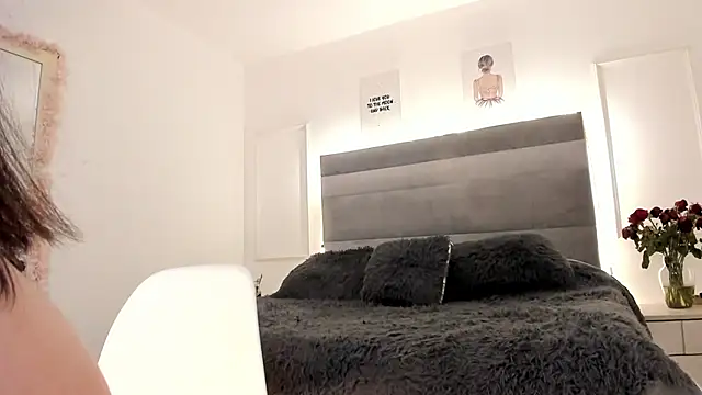 Eliz jane online show from February 2025 12:57:02 PM