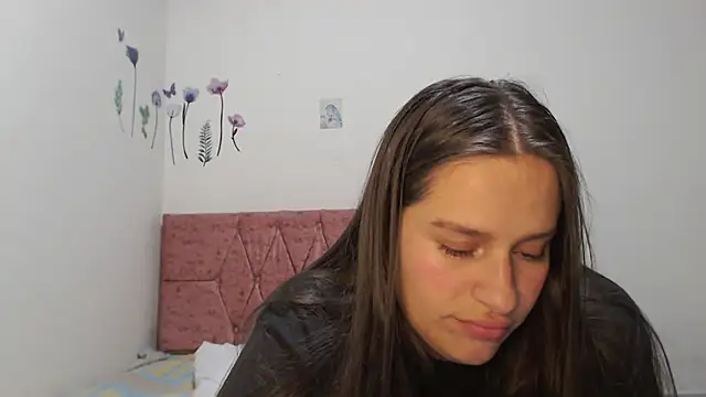 Snapshot of Serenity chatting on October 2025 12:00:01 AM Serenity online show from October 2025 12:00:01 AM