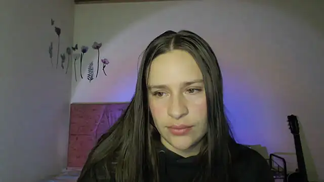 Snapshot of Serenity chatting on November 2025 11:48:01 PM Serenity online show from November 2025 11:48:01 PM