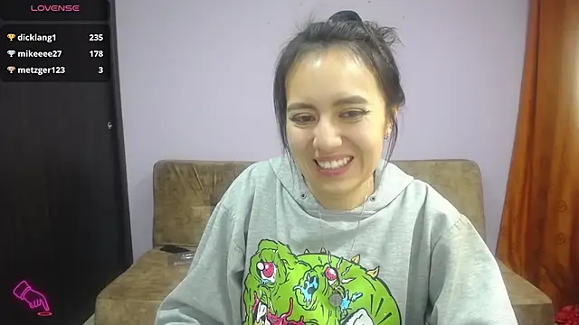 Snapshot of _Allison_sweet_ chatting on January 2025 05:52:01 AM Allison sweet online show from January 2025 05:52:01 AM