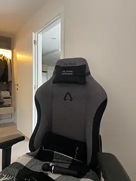 brazilianbbinuk online show from December 2025 11:30:02 AM