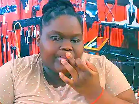 EbonyHotBuns online show from November 2025 06:46:01 AM