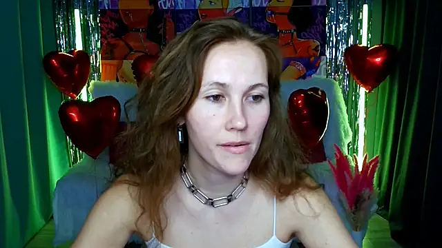 Snapshot of MichelleOrtis chatting on February 2025 04:39:02 PM MichelleOrtis online show from February 2025 04:39:02 PM