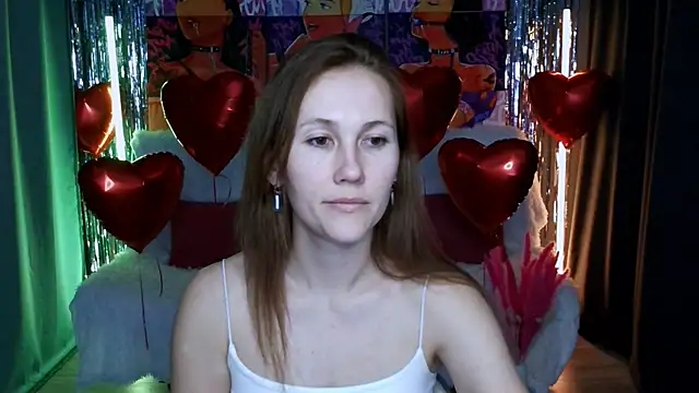 Snapshot of MichelleOrtis chatting on February 2025 07:27:01 PM MichelleOrtis online show from February 2025 07:27:01 PM