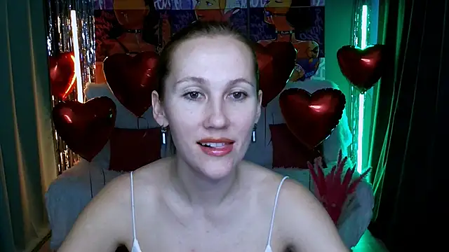 Snapshot of MichelleOrtis chatting on February 2025 01:30:01 PM MichelleOrtis online show from February 2025 01:30:01 PM