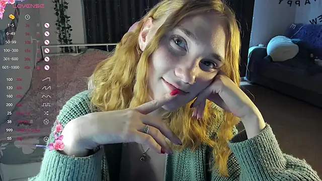 ReddHotPipper online show from December 2024 05:09:02 AM