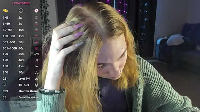 ReddHotPipper online show from March 2025 01:05:01 AM