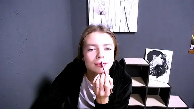 MissOliviaa  online show from November 2025 07:41:01 AM