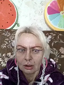 Gardener of Illusions online show from November 2025 11:40:01 PM