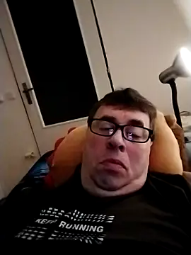 Snapshot of Lisak951 chatting on December 2024 06:21:02 AM Lisak951 online show from December 2024 06:21:02 AM