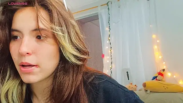 cherrybom969 online show from March 2025 02:23:02 PM