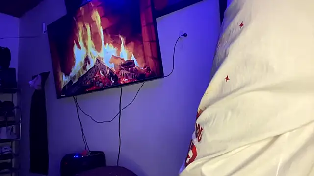 Snapshot of _Billowy_ chatting on November 2025 12:20:01 AM Billowy online show from November 2025 12:20:01 AM