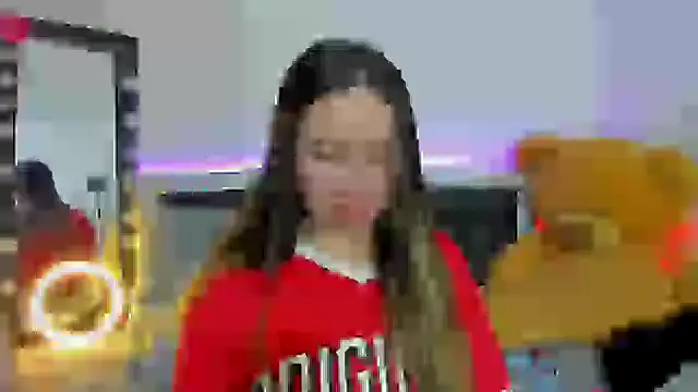 JanneKim online show from December 2024 10:22:01 PM