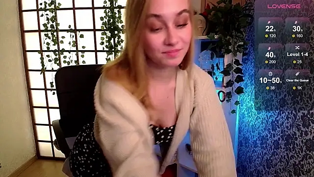 LianaBright online show from December 2024 07:05:02 AM
