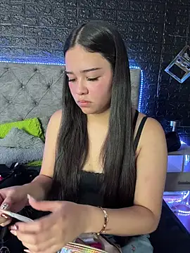 Paloma  LS online show from December 2025 07:43:01 PM