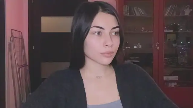 valorant girl online show from February 2025 05:36:01 PM