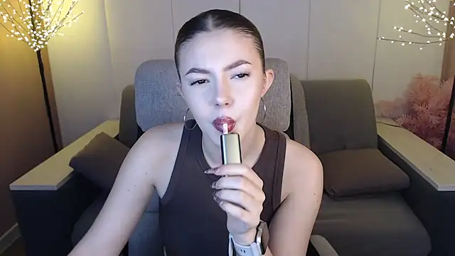 Ritaneer online show from March 2025 10:07:02 AM