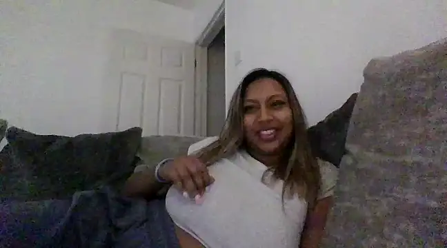 Snapshot of TEMPTING-TAMMY chatting on January 2025 08:32:02 AM TEMPTING-TAMMY online show from January 2025 08:32:02 AM