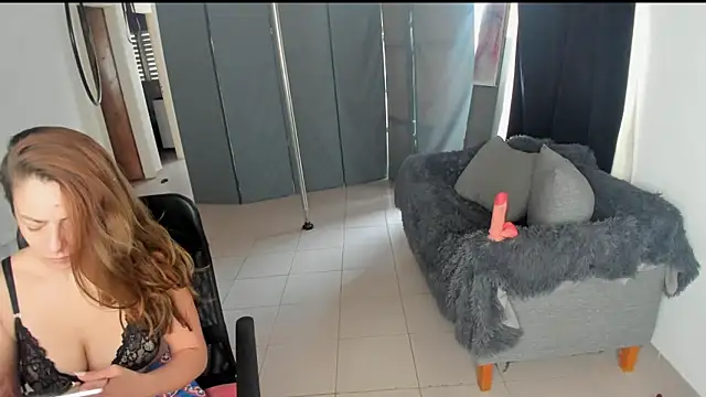 jessiburningheels online show from January 2025 04:46:02 PM