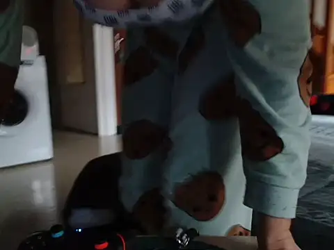 Lauzo21 online show from September 2025 06:17:02 AM