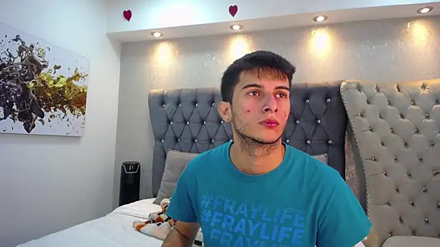 Snapshot of MrWilliseo chatting on March 2025 07:17:01 PM MrWilliseo online show from March 2025 07:17:01 PM