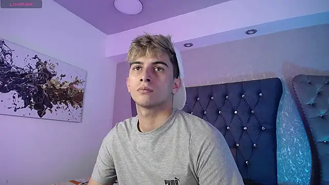 Snapshot of MrWilliseo chatting on September 2025 07:35:01 PM MrWilliseo online show from September 2025 07:35:01 PM