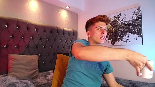 MrWilliseo online show from November 2025 08:08:01 PM