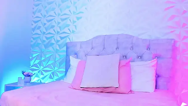 Miss Ivy4 online show from March 2025 09:01:02 PM