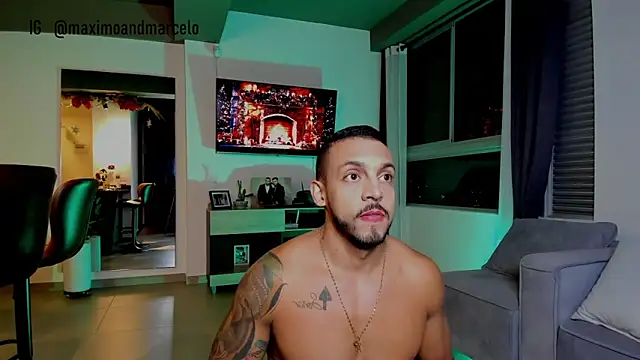 Maximo Marcelo online show from December 2024 12:11:01 AM