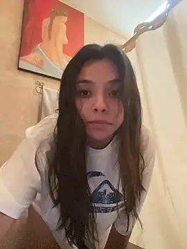 adry moon666 online show from November 2025 02:39:02 PM