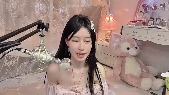 JennieKim RoseannePark online show from December 2024 08:39:02 AM