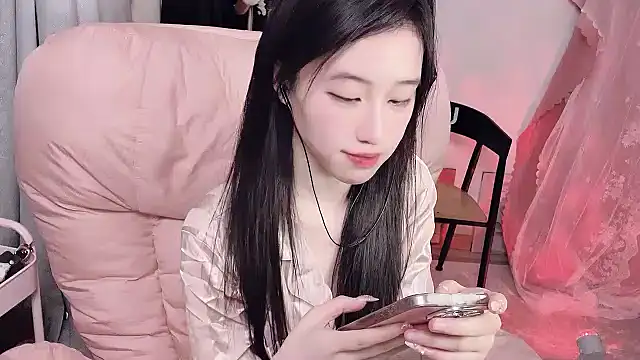 JennieKim RoseannePark online show from February 2025 07:07:01 PM