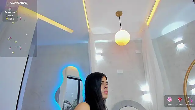 Venusflame   online show from October 2025 11:44:02 AM